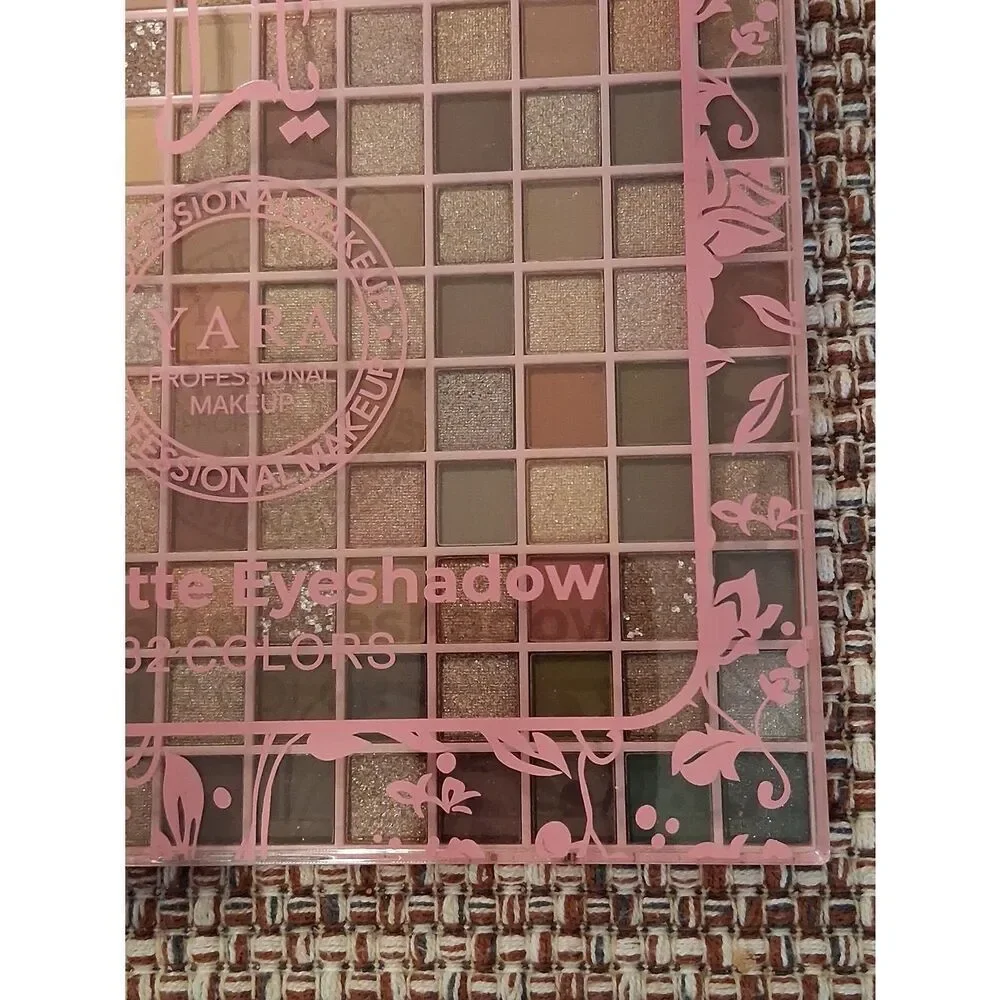 YARA 132 Soft Matte Eyeshadow Palette - Mauve, Pink, and Neutral Tones. New